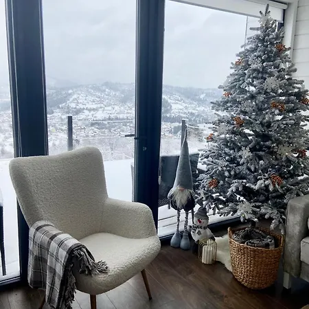 Under Sky - з теплим басейном ,чаном-джакузі, панорамною ванною та Playstation 5 בית נופש